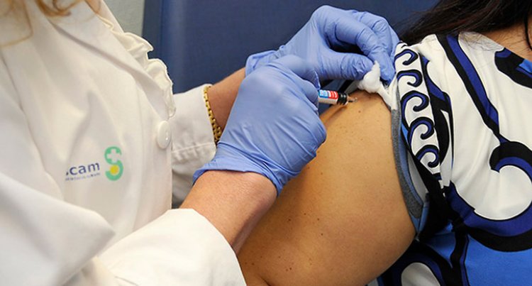 La Junta adquiere 600.000 dosis de vacuna contra la gripe y 26.000 contra la meningitis