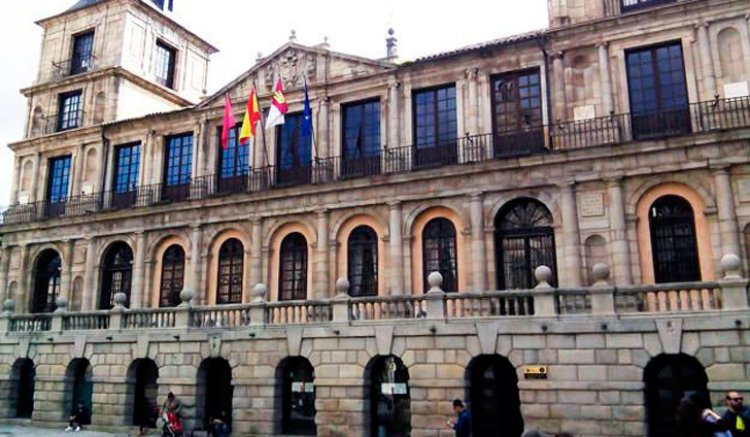 El CSIF denuncia la modificación "ilegal" de los puestos de trabajo en el Ayuntamiento de Toledo
