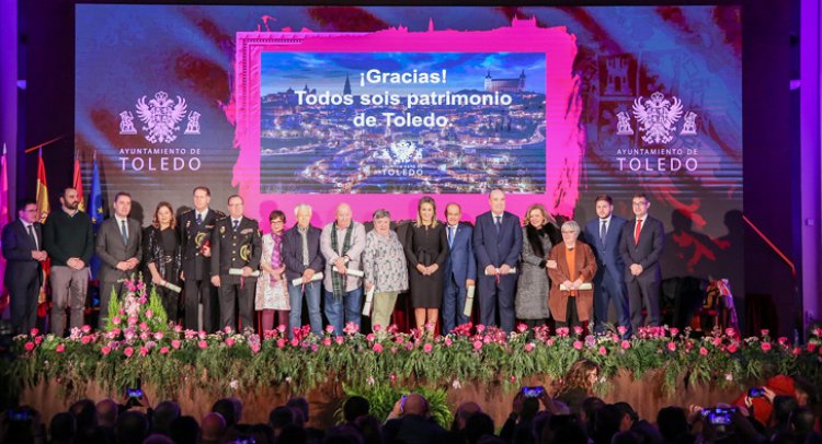 Emotiva entrega de los Honores y Distinciones de la Ciudad de Toledo en el día del patrón